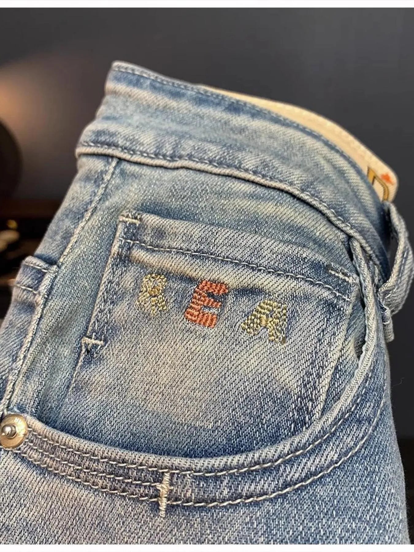 1a7c30725f014f249011e602c40cf745-Max-Origin