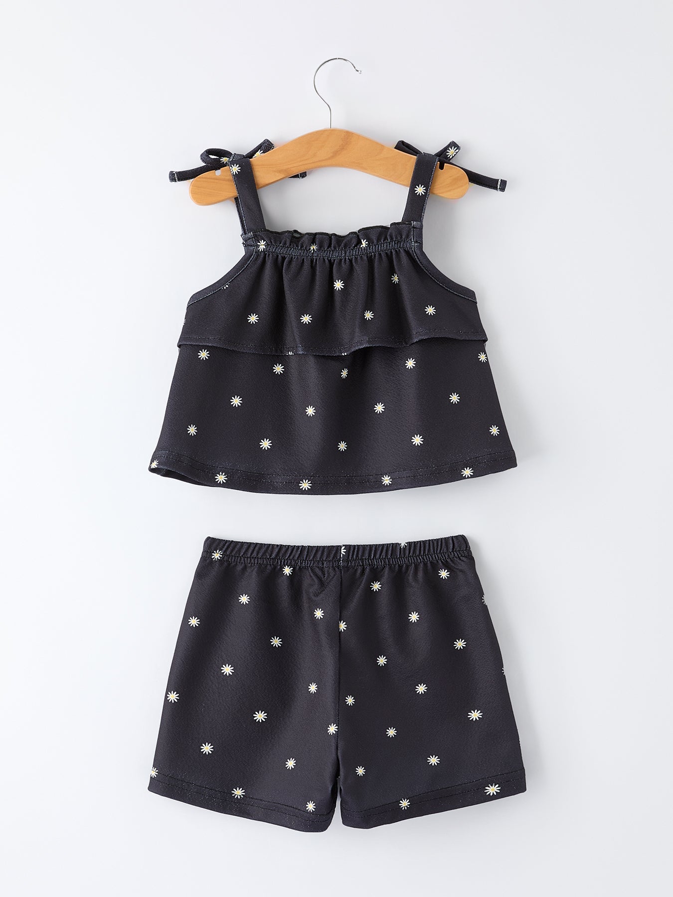 Summer Daisy  Girls Bow Ruffle Set