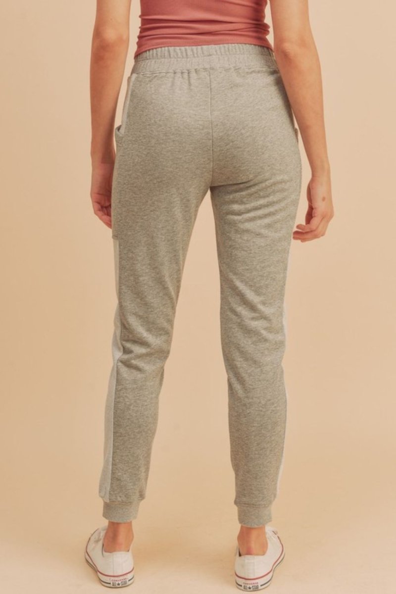 Aemi + Co Elastic Waist Joggers with Pockets - S. M. & Co.