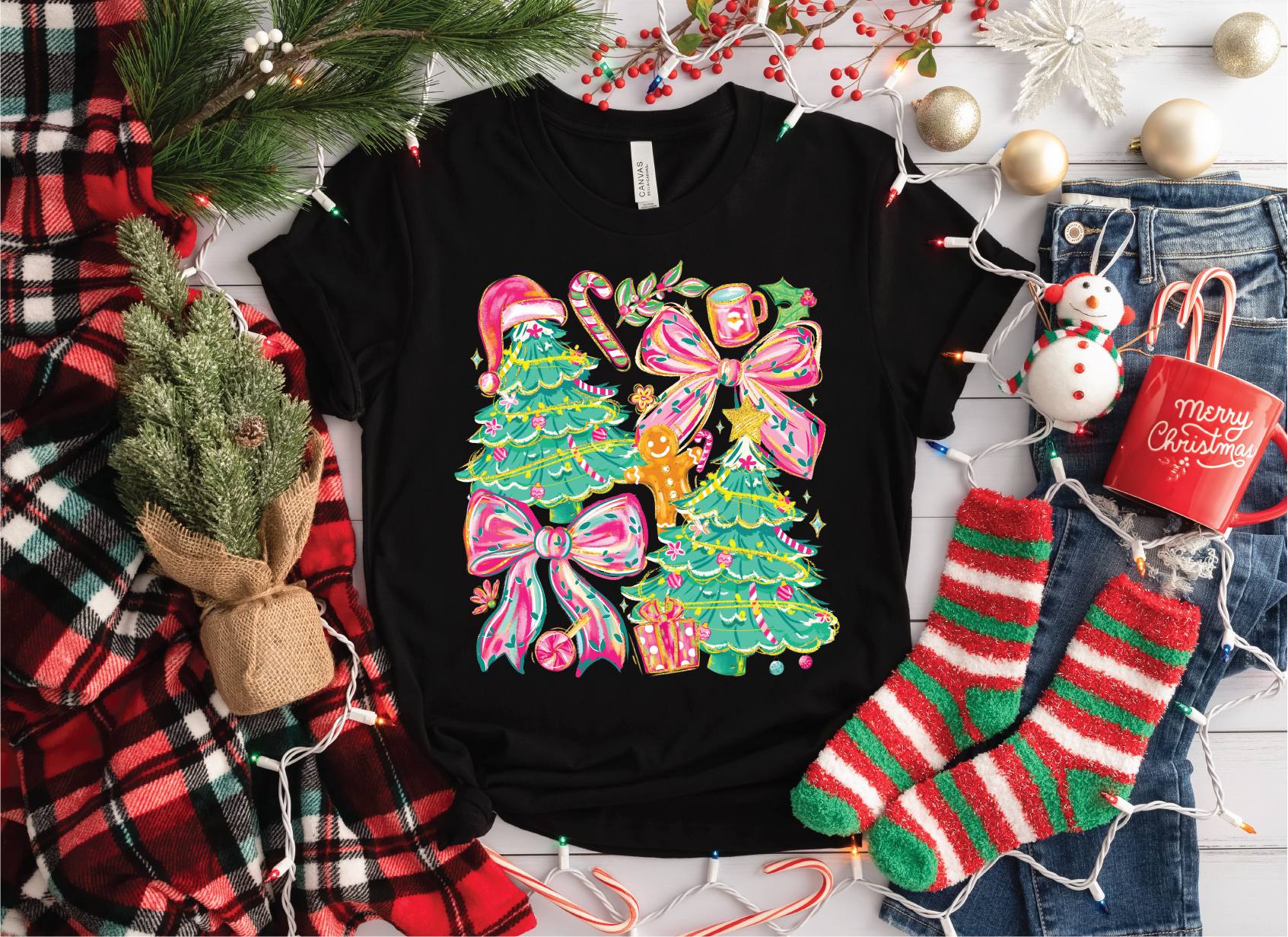 CHRISTMAS TREE AND BOWS