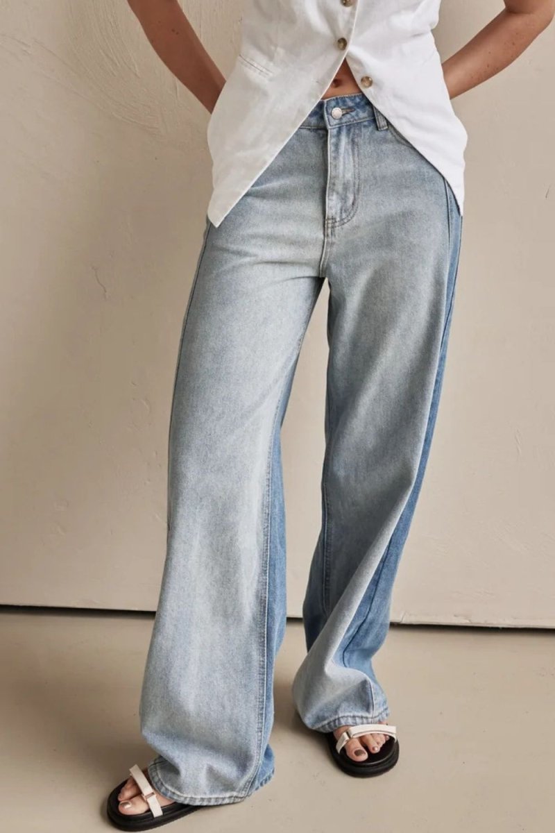 Contrast Straight Leg Jeans with Pockets - S. M. & Co.