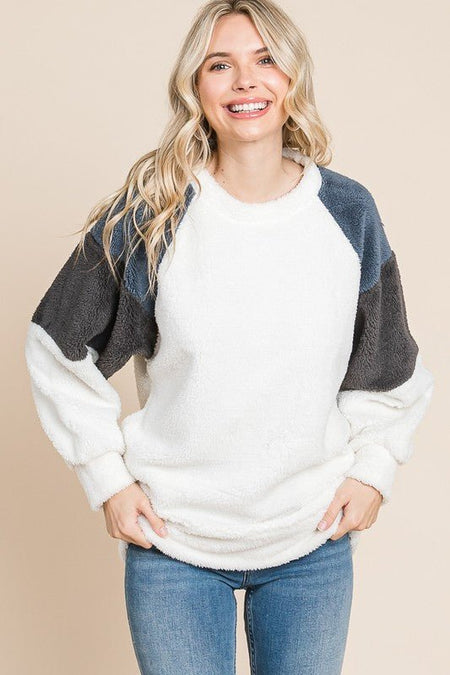 Culture Code Color Block Faux Fur Raglan Sleeve Sweatshirt - S. M. & Co.