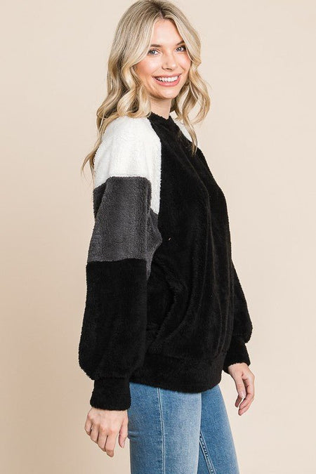 Culture Code Color Block Faux Fur Raglan Sleeve Sweatshirt - S. M. & Co.