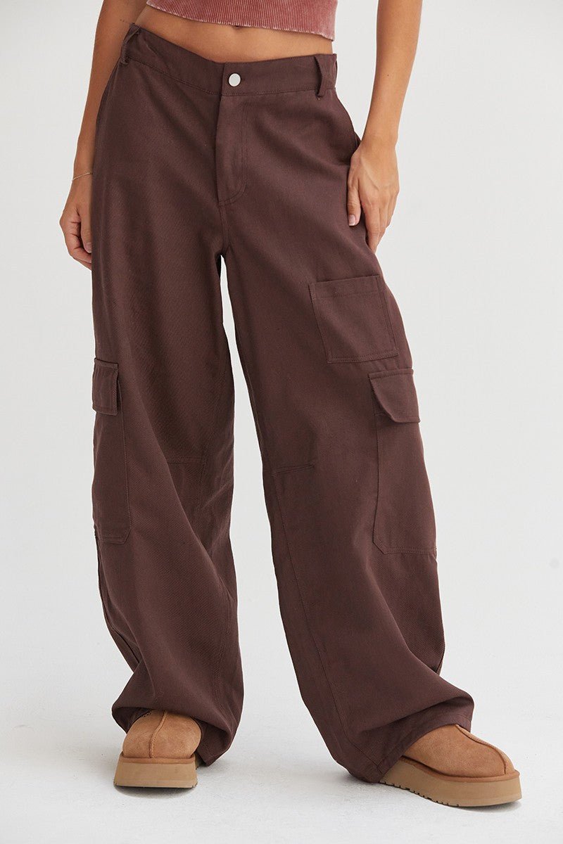 HYFVE Elastic Waist Wide - Leg Cargo Pants - S. M. & Co.