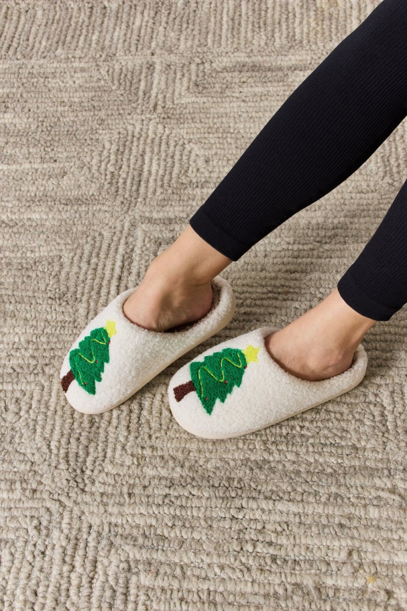 Melody Christmas Tree Cozy Slippers - S. M. & Co.