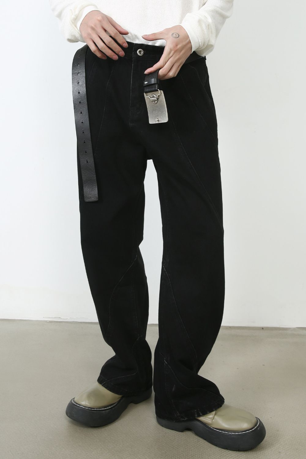 Men's Baggy Jeans with Pockets - S. M. & Co.