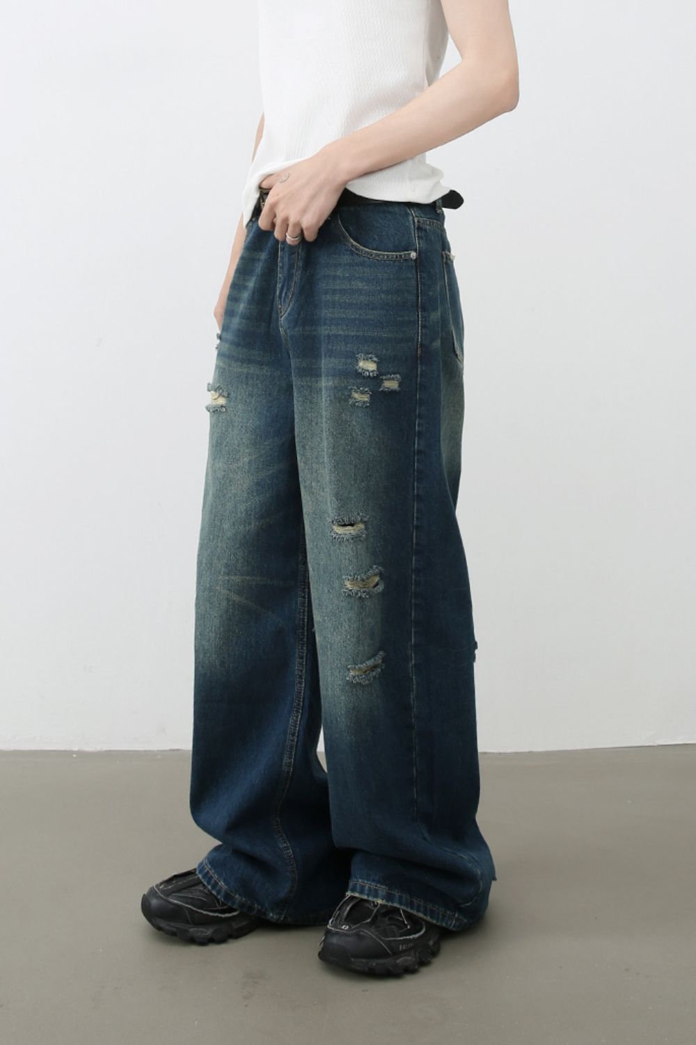 Men's Distressed Wide Leg Jeans - S. M. & Co.