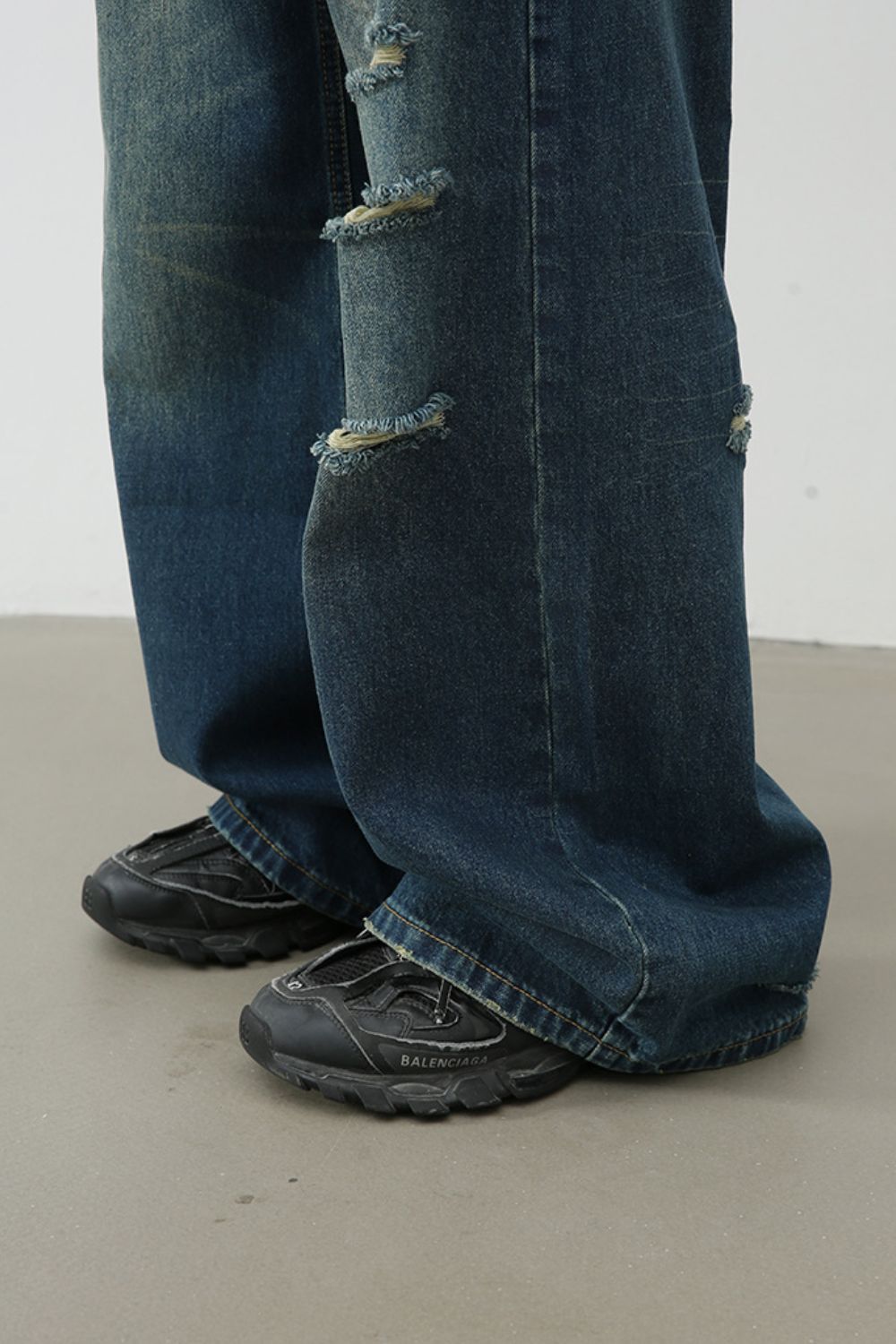 Men's Distressed Wide Leg Jeans - S. M. & Co.