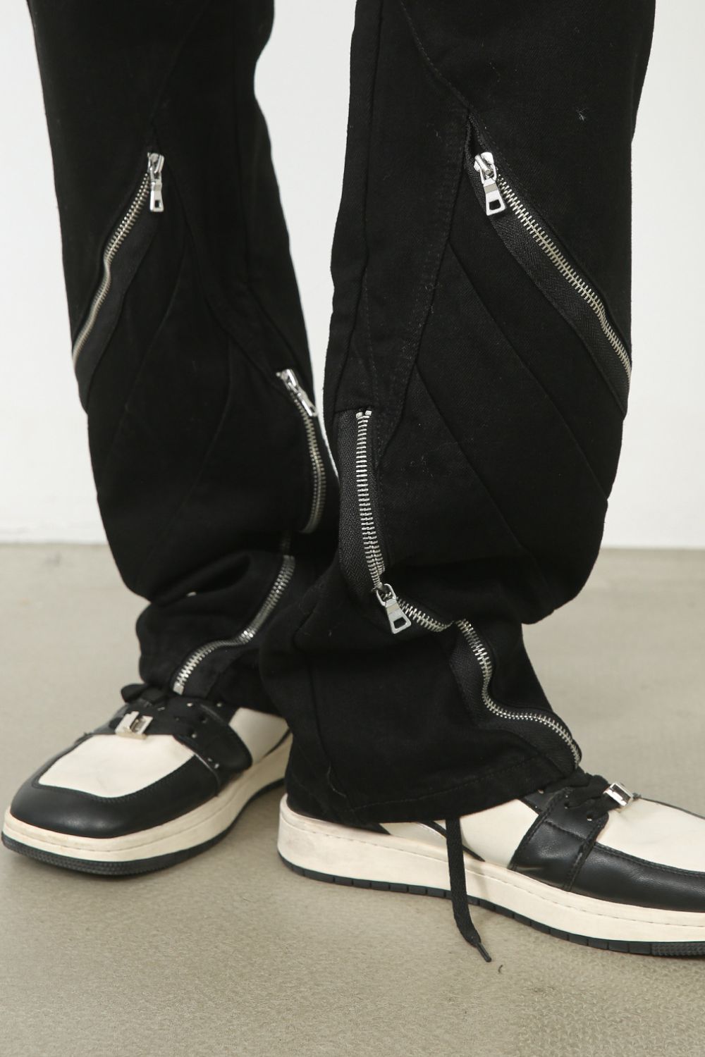 Men's Loose Fit Jeans - S. M. & Co.