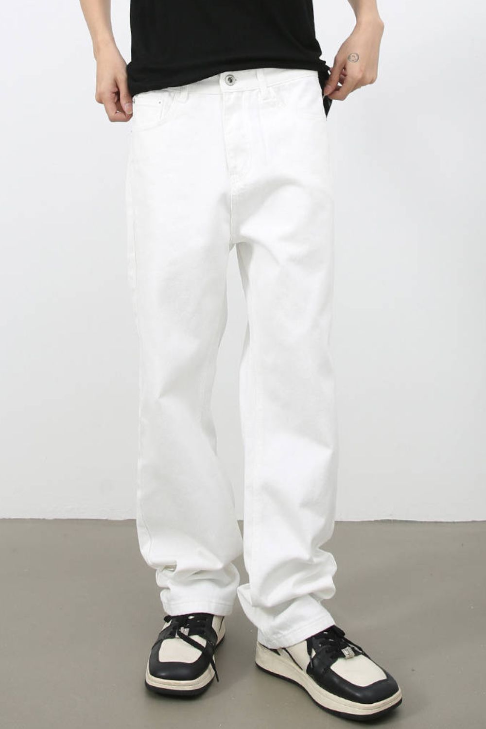 Men's Mid Rise Jeans with Pockets - S. M. & Co.