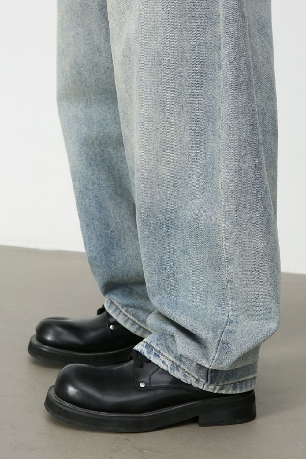 Men's Wide Leg Jeans - S. M. & Co.