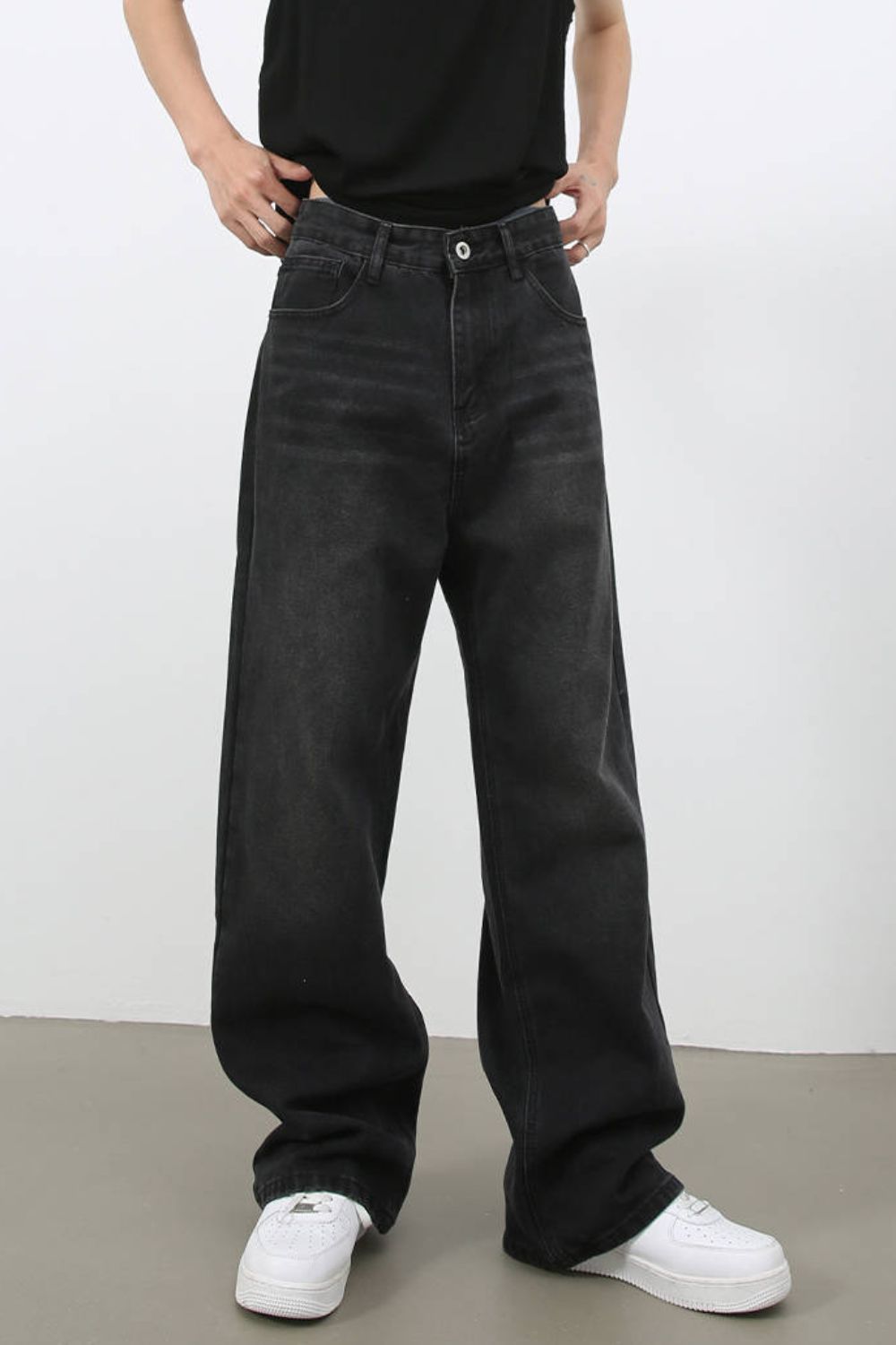 Men's Wide Leg Jeans with Pockets - S. M. & Co.