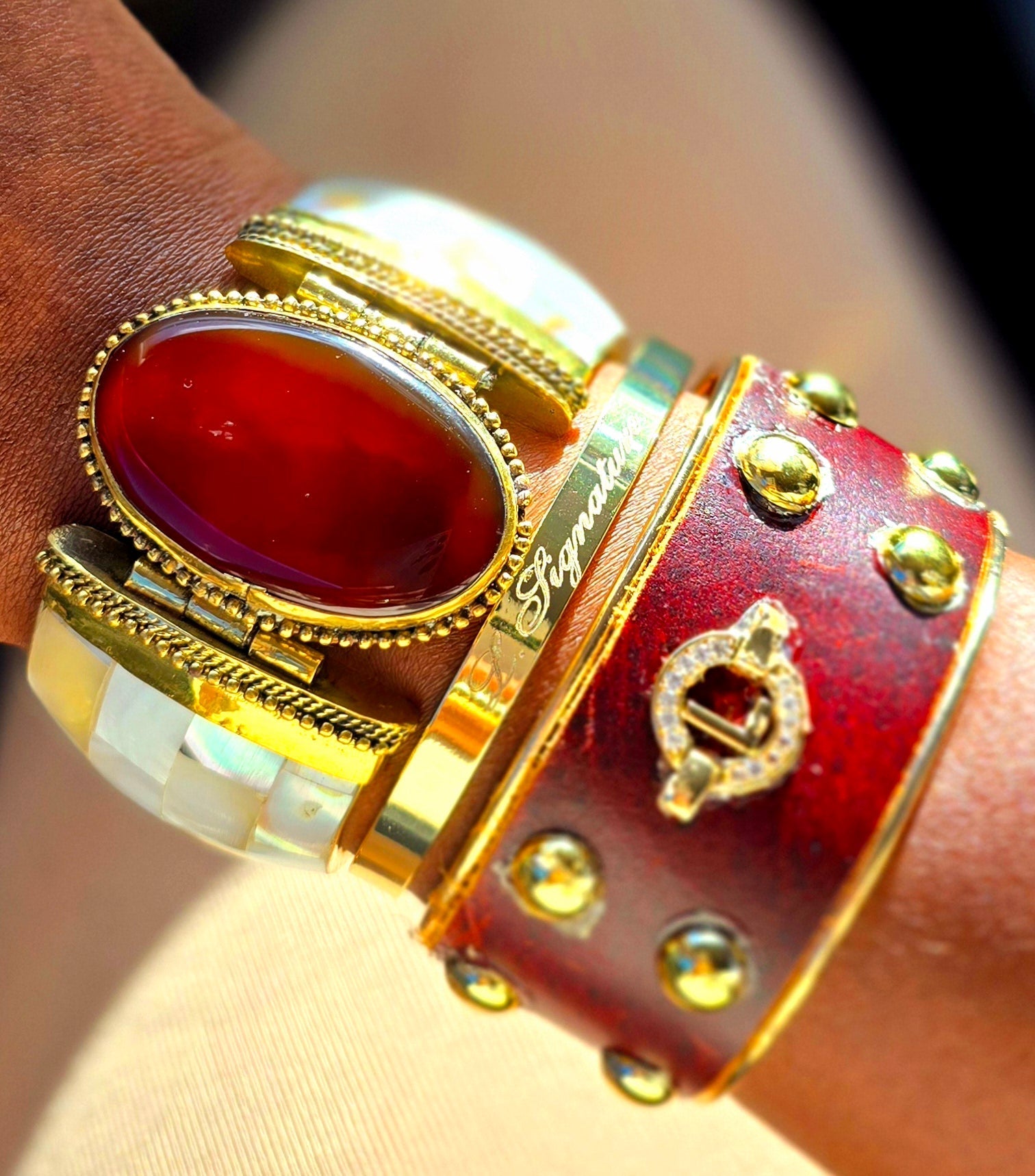 Natural Brown Agate Shell Bangles