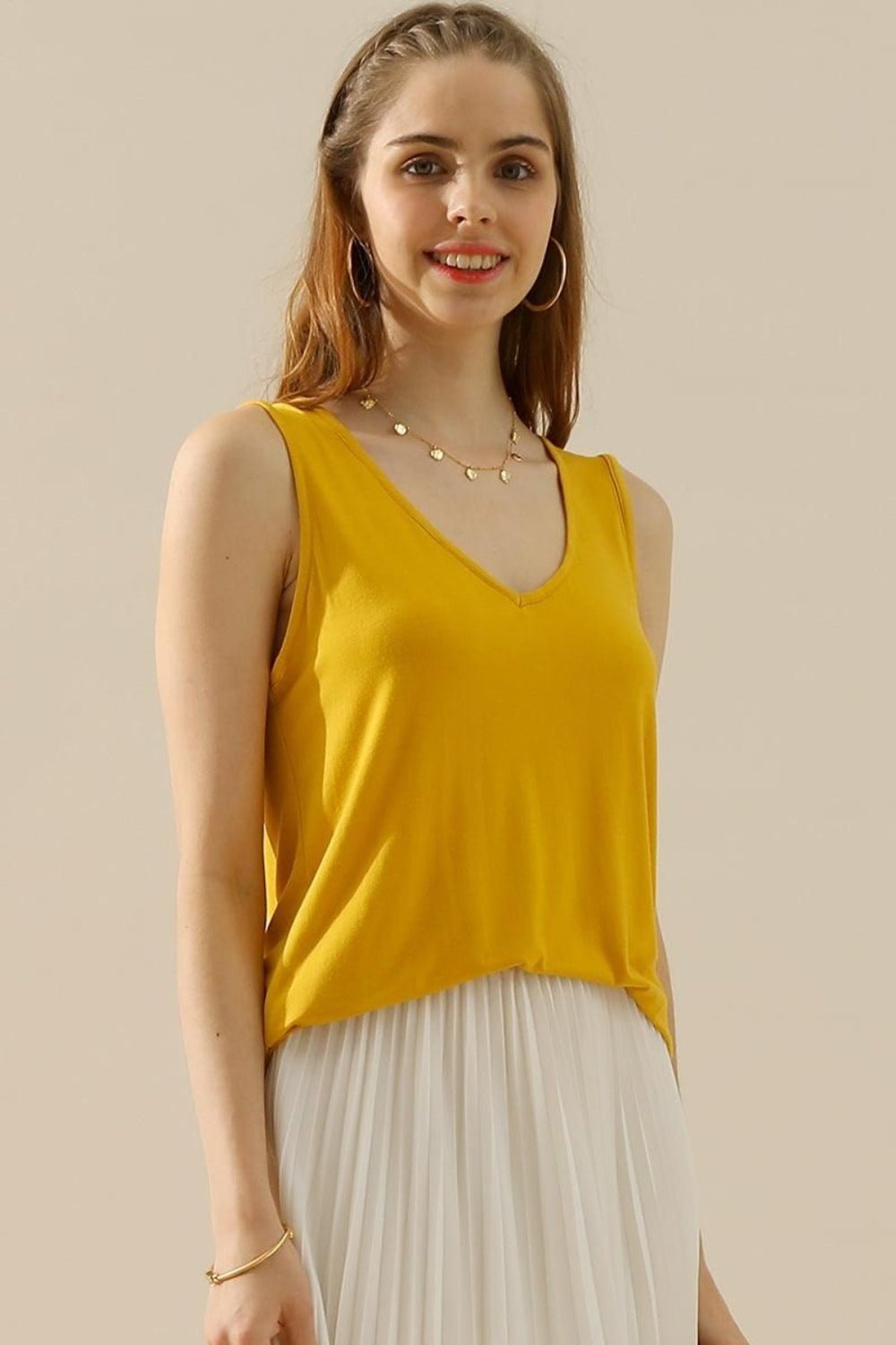 Ninexis Full Size V-Neck Curved Hem Tank - AnAs Market