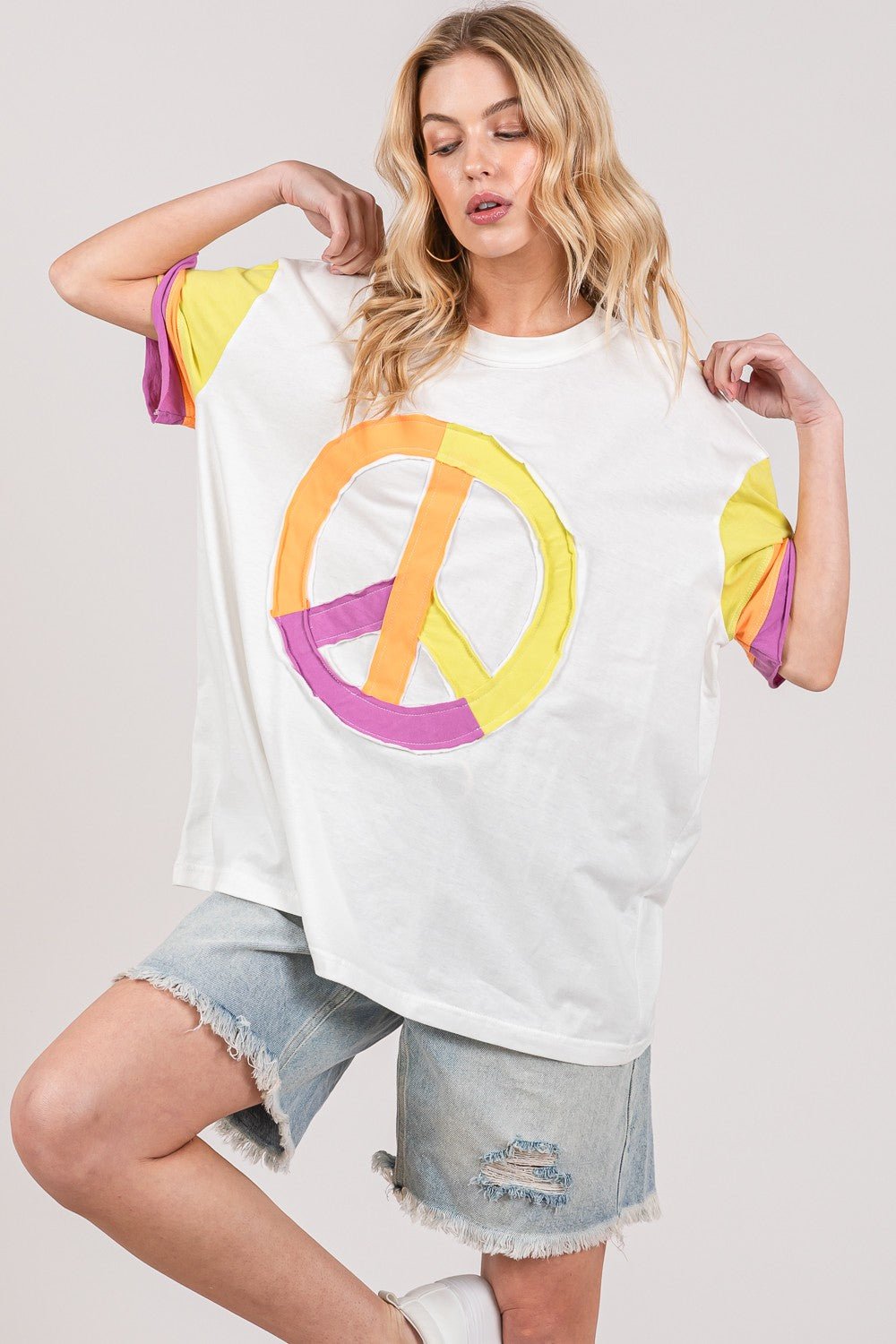 SAGE + FIG Color Block Peace Applique T - Shirt - S. M. & Co.