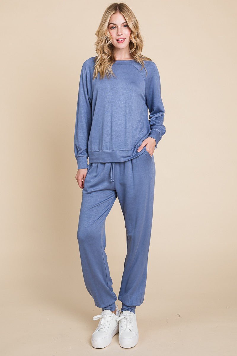 Super Lady Round Neck Raglan Sleeve Top and Pants Lounge Set - S. M. & Co.