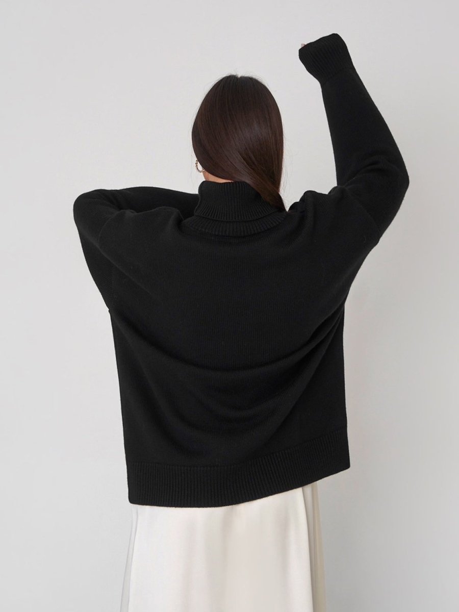 Turtleneck Long Sleeve Sweater - S. M. & Co.